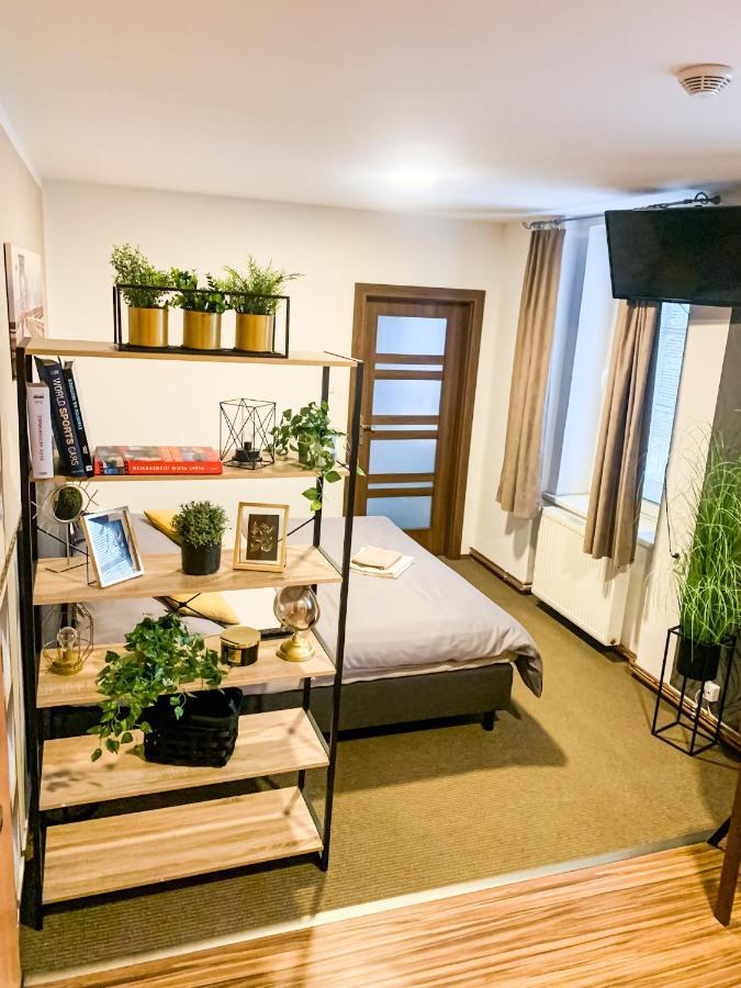 Jp-Ku Ubytovani Kadaň Exteriör bild