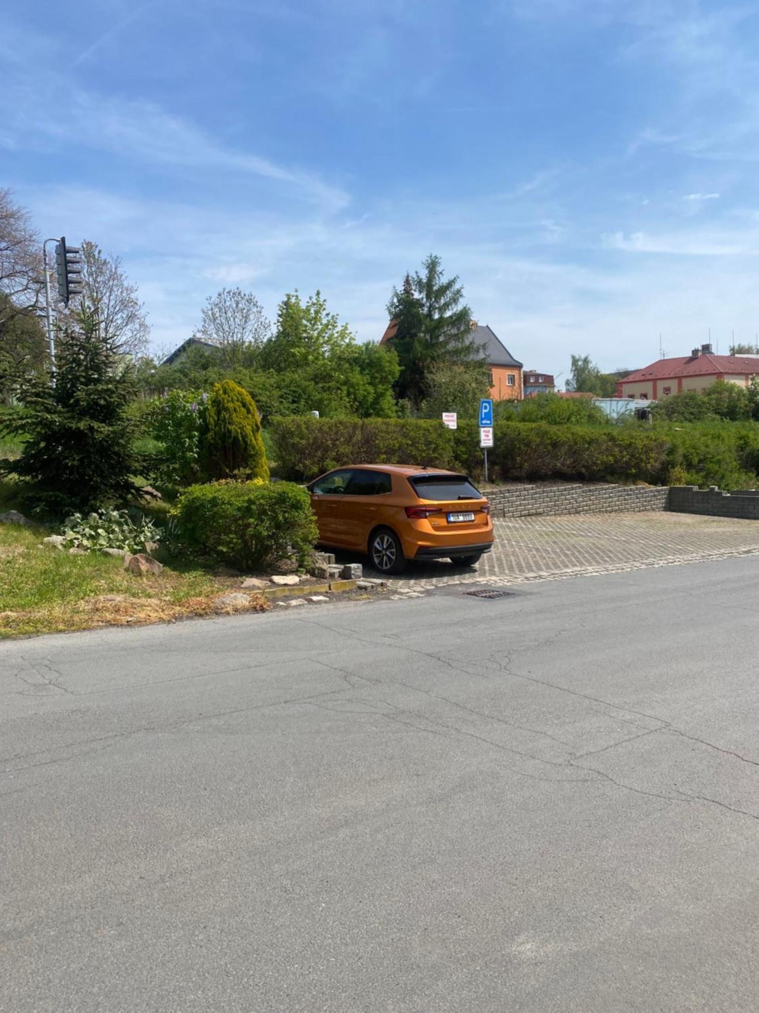 Jp-Ku Ubytovani Kadaň Exteriör bild